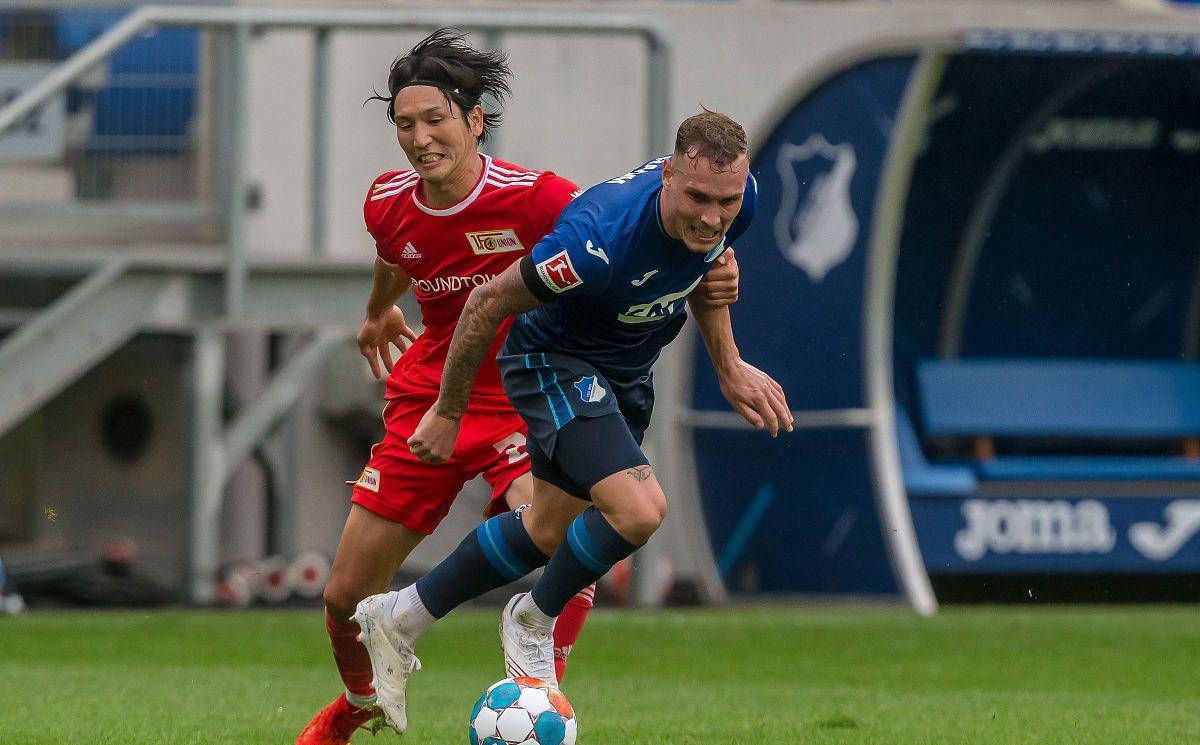 那不勒斯VS法兰克福：欧冠杯赛前分析