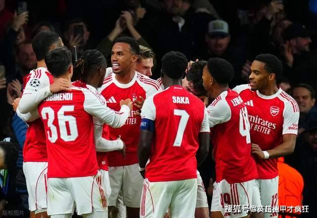 英超转会潜伏两重天!扎卡击败切尔西,亨德森凯莱赫击败利物浦!