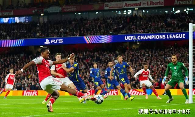 英超转会潜伏两重天!扎卡击败切尔西,亨德森凯莱赫击败利物浦!