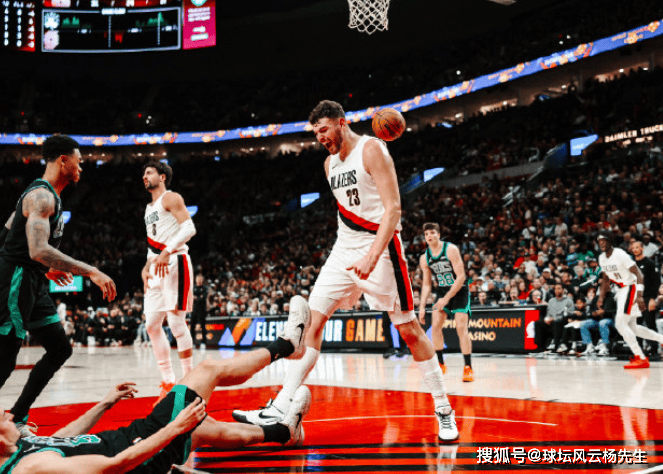 开拓者爆冷掀翻绿军!阿夫迪亚24+10+7 克林根18+18 杨瀚森命中NBA首记三分