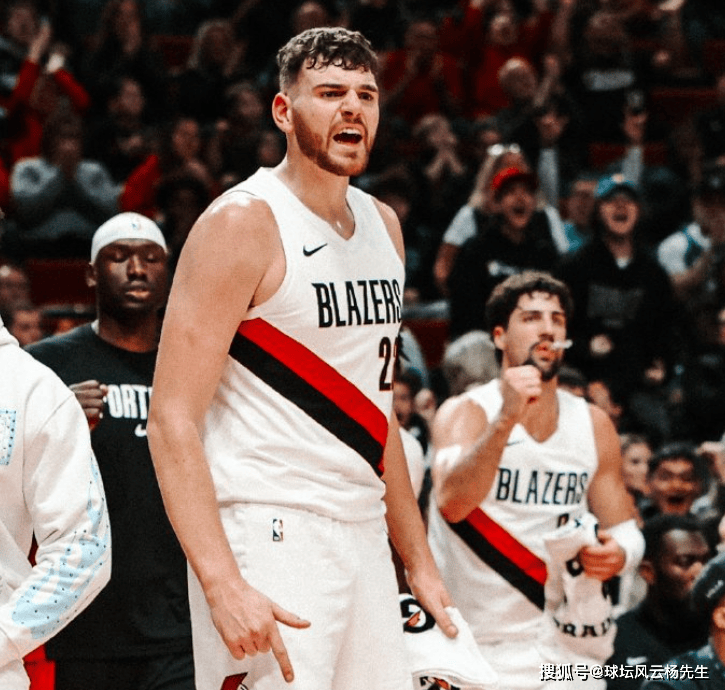 开拓者爆冷掀翻绿军!阿夫迪亚24+10+7 克林根18+18 杨瀚森命中NBA首记三分