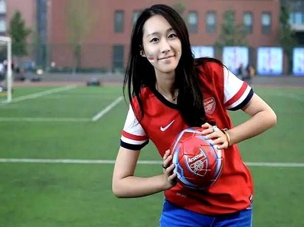 英超第13轮今晚打响，赛果全预测，枪手迎来劲敌，红军该取胜了