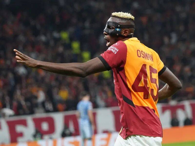 2队全败!穆里尼奥怒斥裁判,暗示不用10分,欧冠也能出线