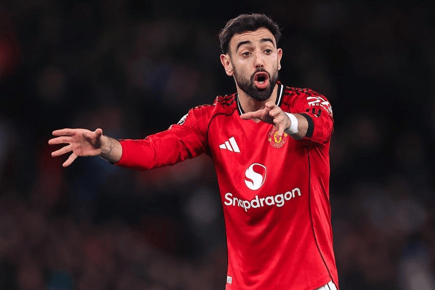 随着曼联3次领先4-4遭伯恩茅斯绝平,英超最新积分榜出炉