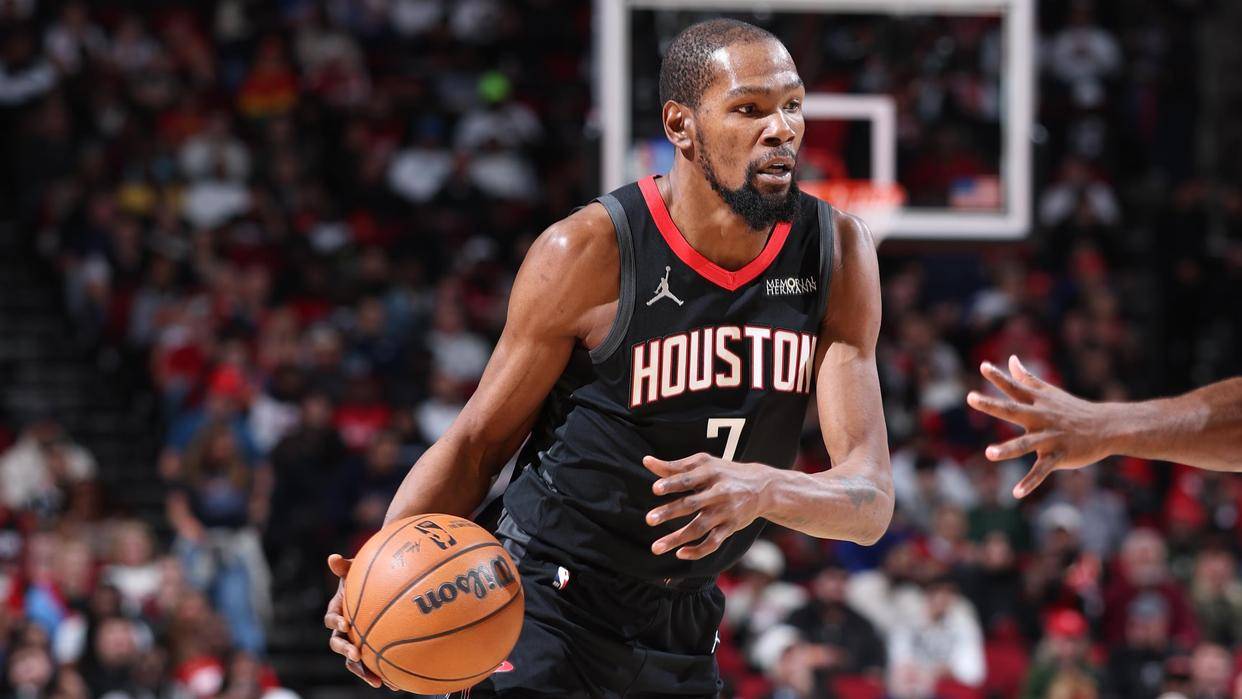 杜兰特23中7，火箭完败雷霆！亚历山大20+4创NBA历史第2神迹，申京低迷