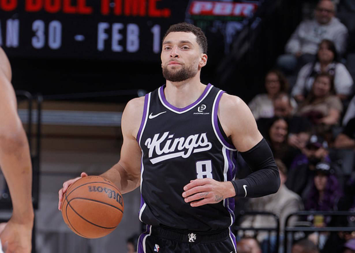 国王爆冷以112-101完胜尼克斯！威少再创NBA历史奇迹，无人能及