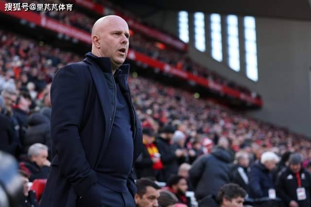 一日英超动向：曼联2-0热刺取四连胜，斯洛特谈对阵瓜迪奥拉