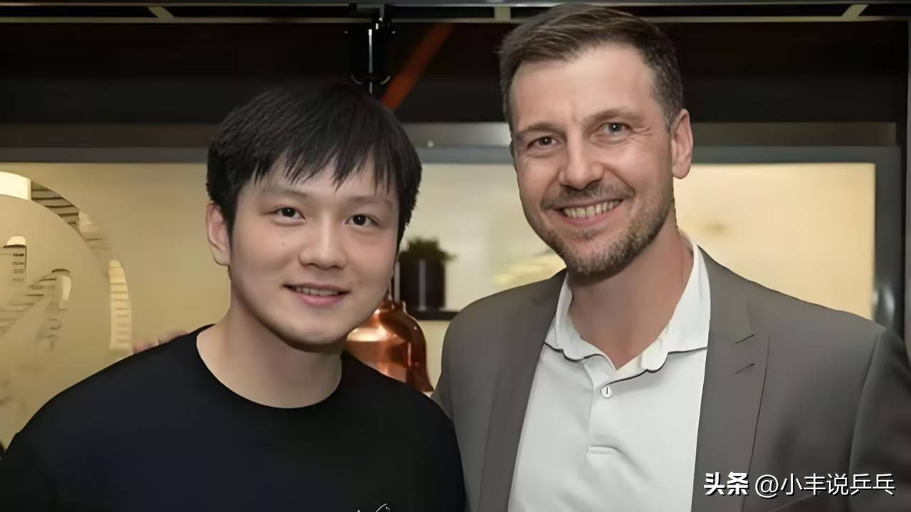 国乒八金花效力欧冠！刘炜珊独得两分，樊振东对决邱党，波尔解说